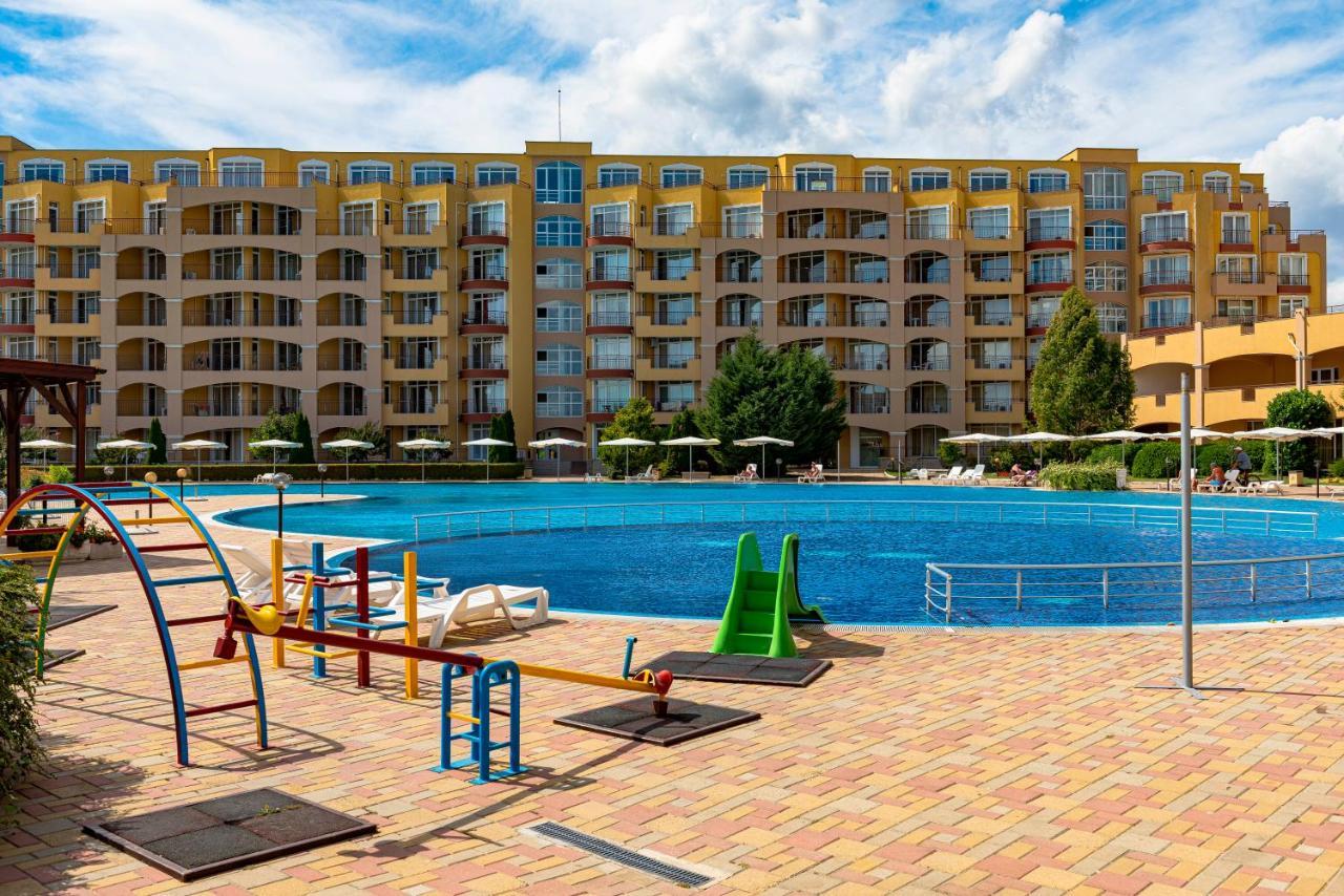 Menada Grand Resort Apartments アヘロイ エクステリア 写真