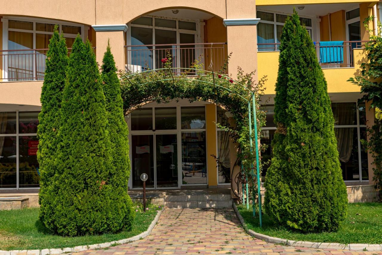 Menada Grand Resort Apartments アヘロイ エクステリア 写真