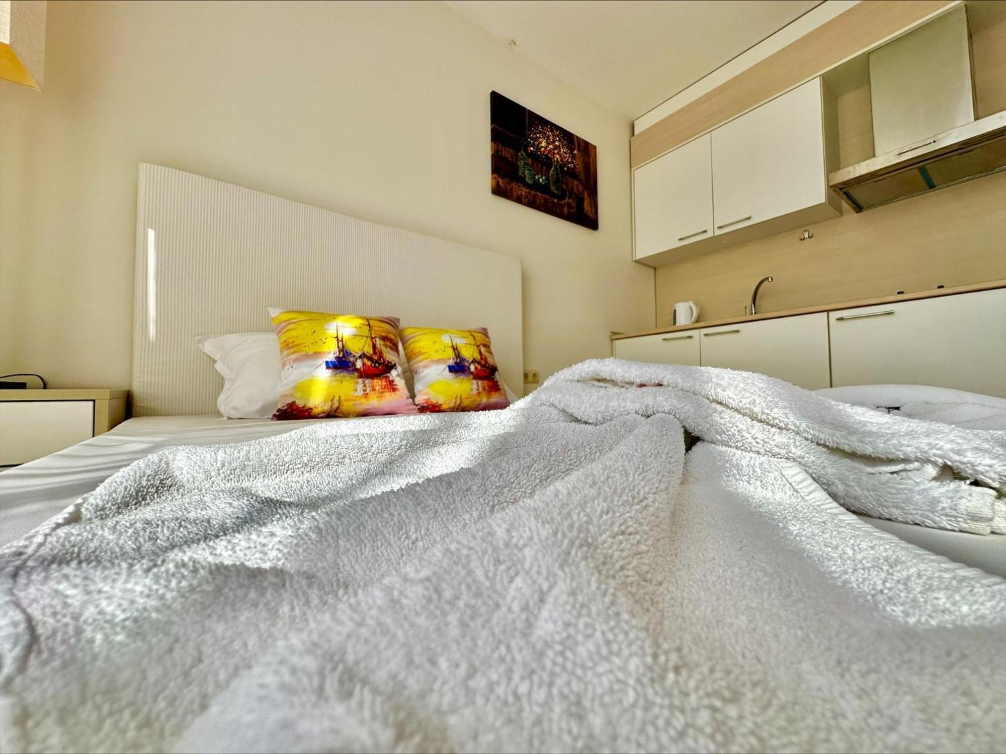 Menada Grand Resort Apartments アヘロイ エクステリア 写真