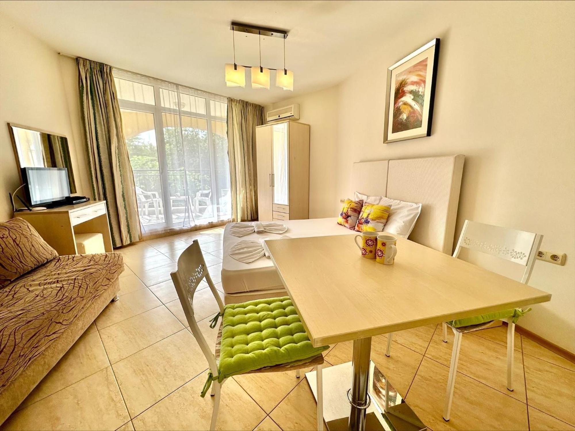 Menada Grand Resort Apartments アヘロイ エクステリア 写真